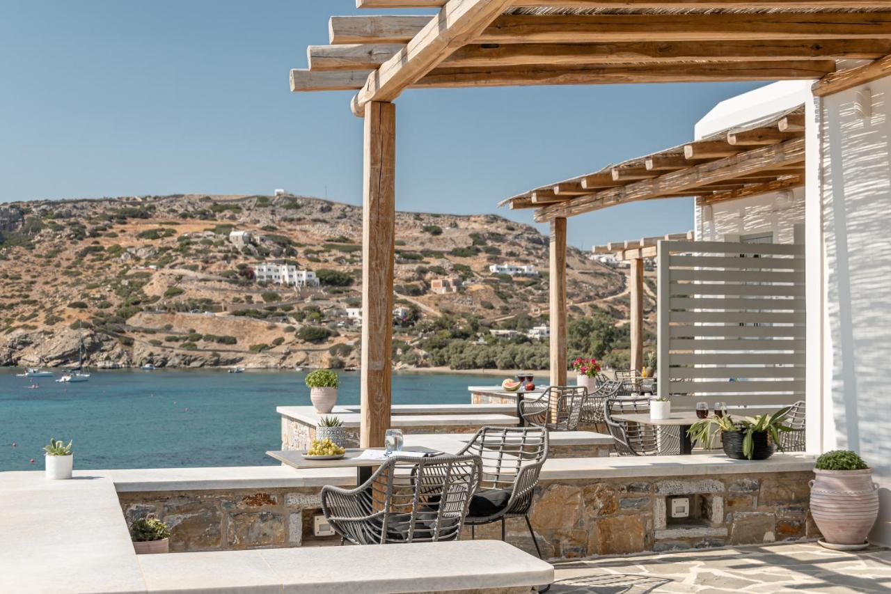 Porto Dema Luxury Suites Schoinoussa Exterior photo